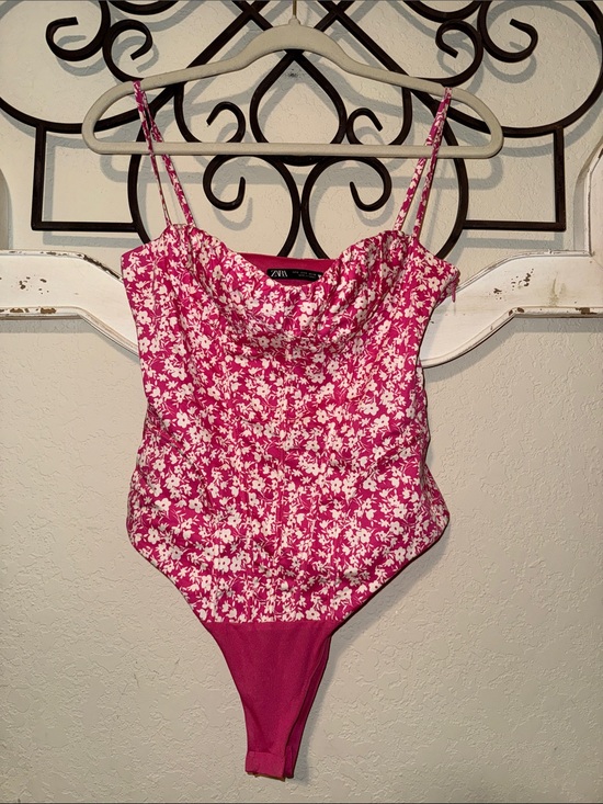 Zara Tops - Zara Pink and White Floral Bodysuit